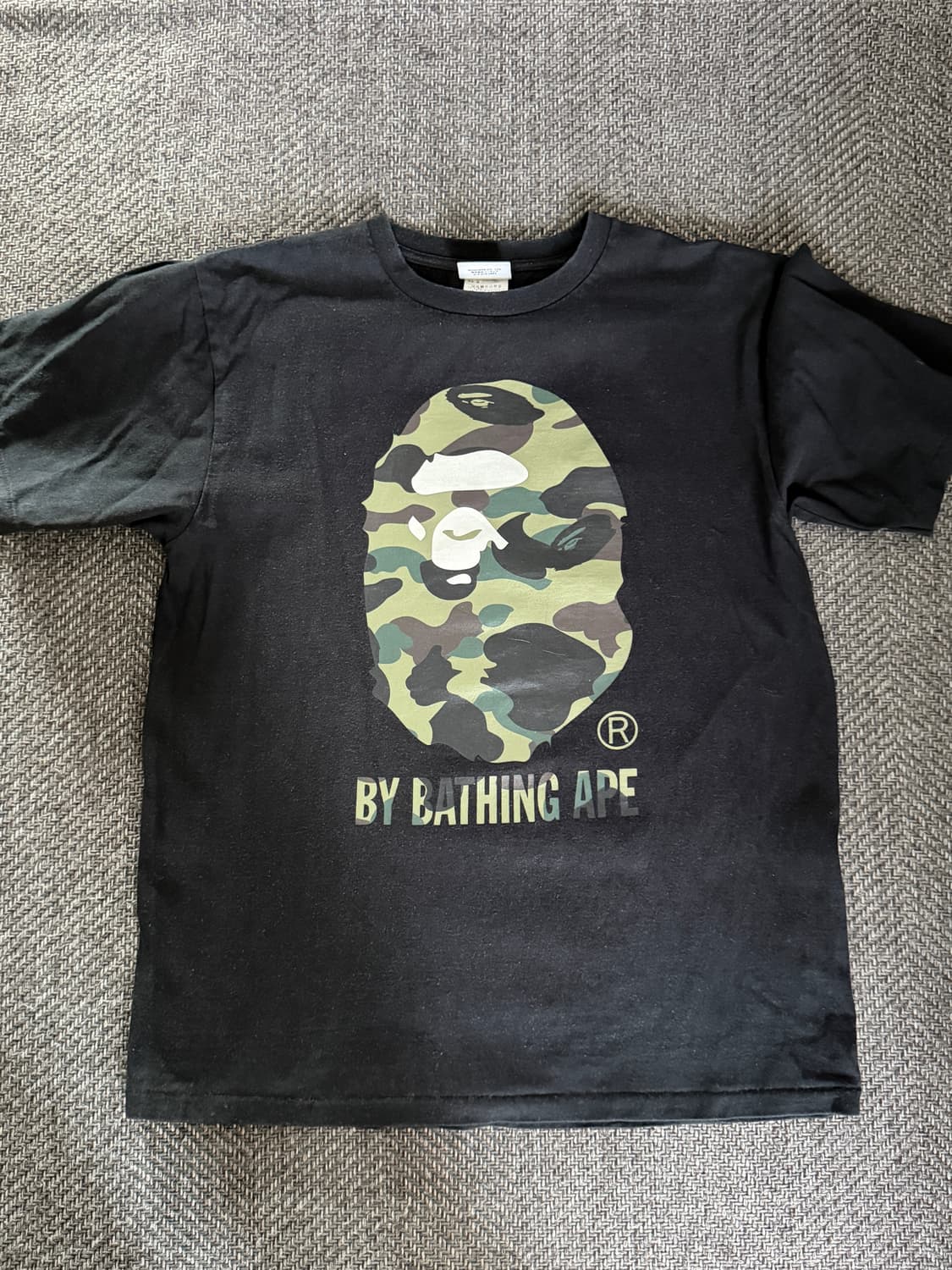 베이프 카모 티셔츠 블랙 그린 상품이미지1