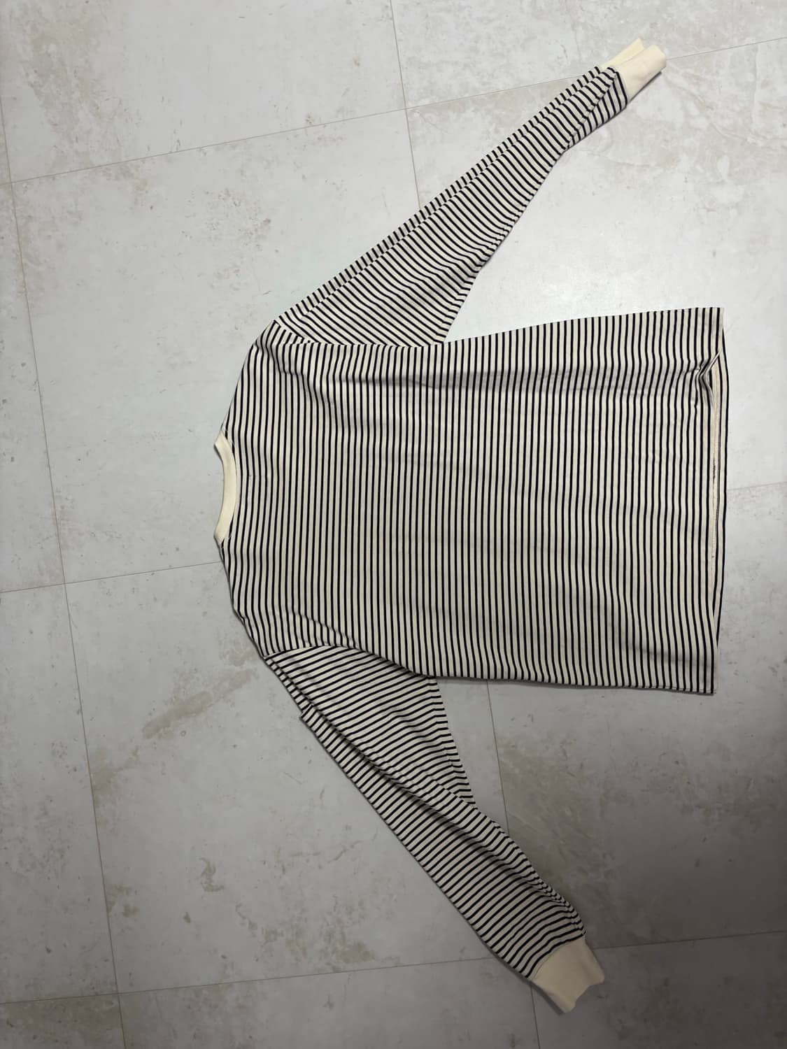 니들스 롱슬리브 판매 상품이미지2