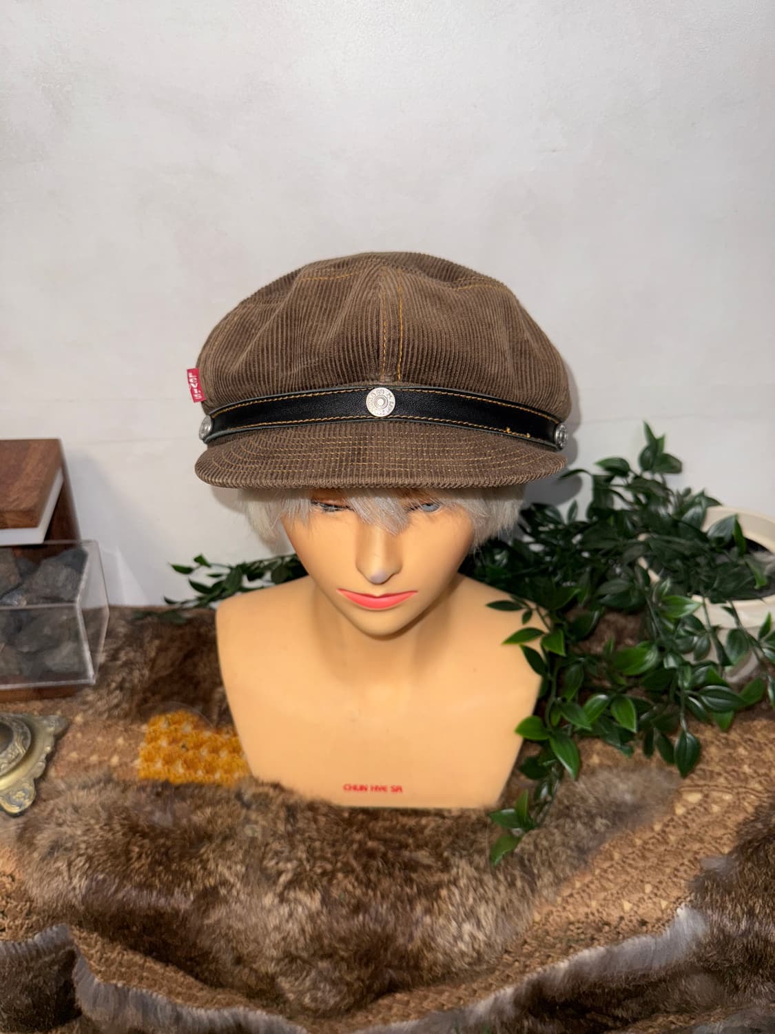Levi’s brown corduroy newsboy cap 상품이미지3