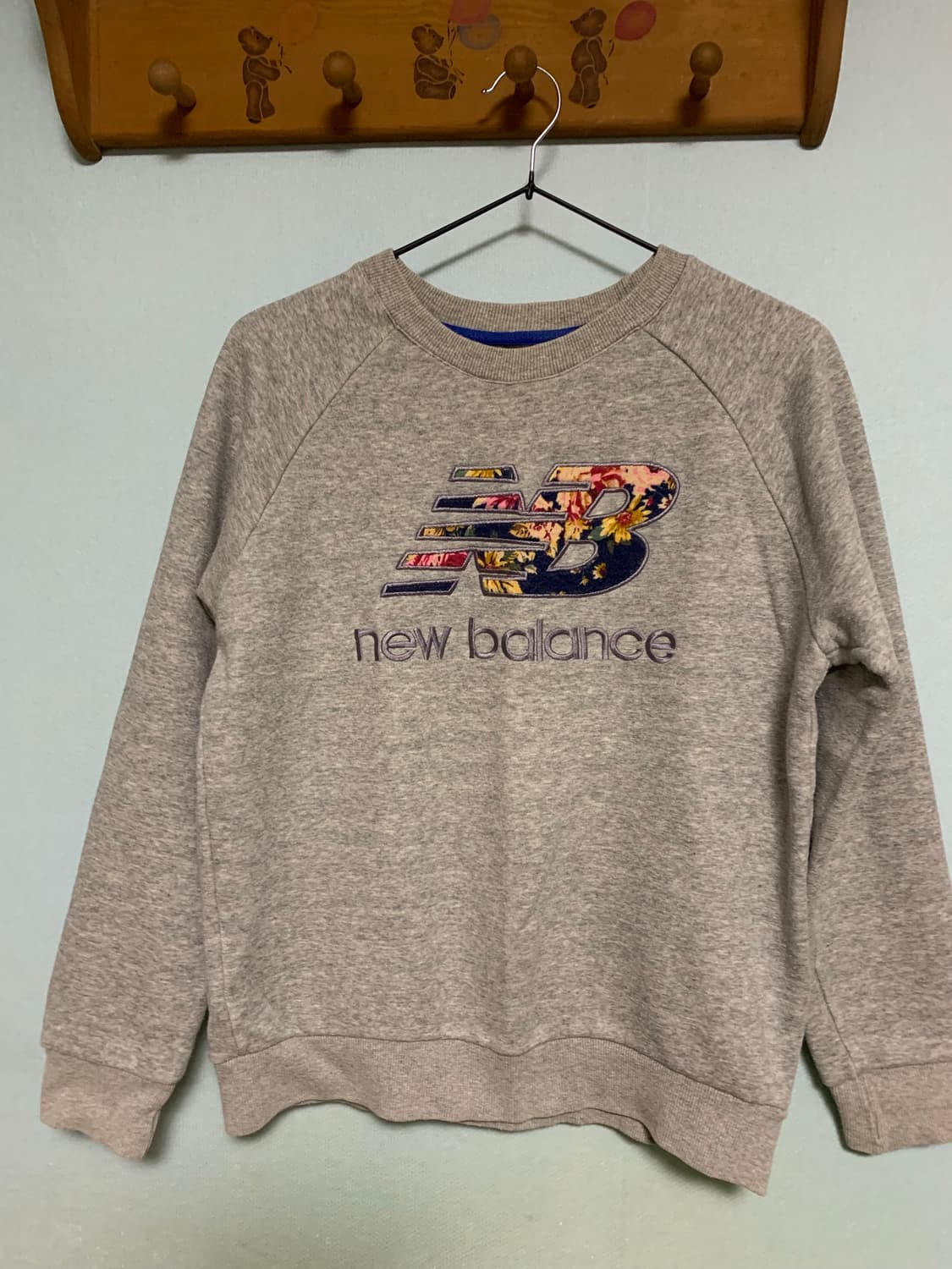 뉴발란스 기모 여성맨투맨 상품이미지1