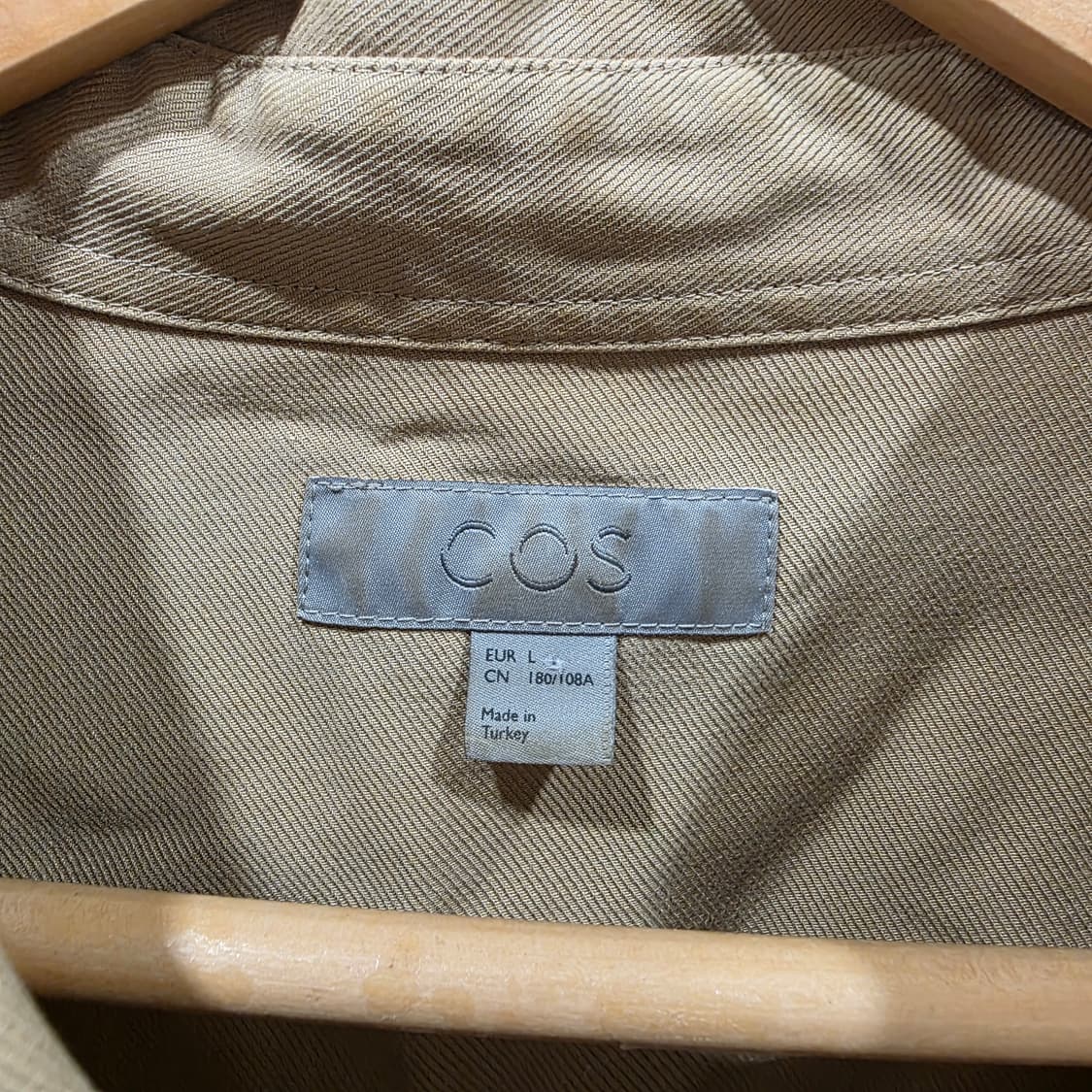 코스(COS) 노카라 긴팔 셔츠 베이지 상품이미지2