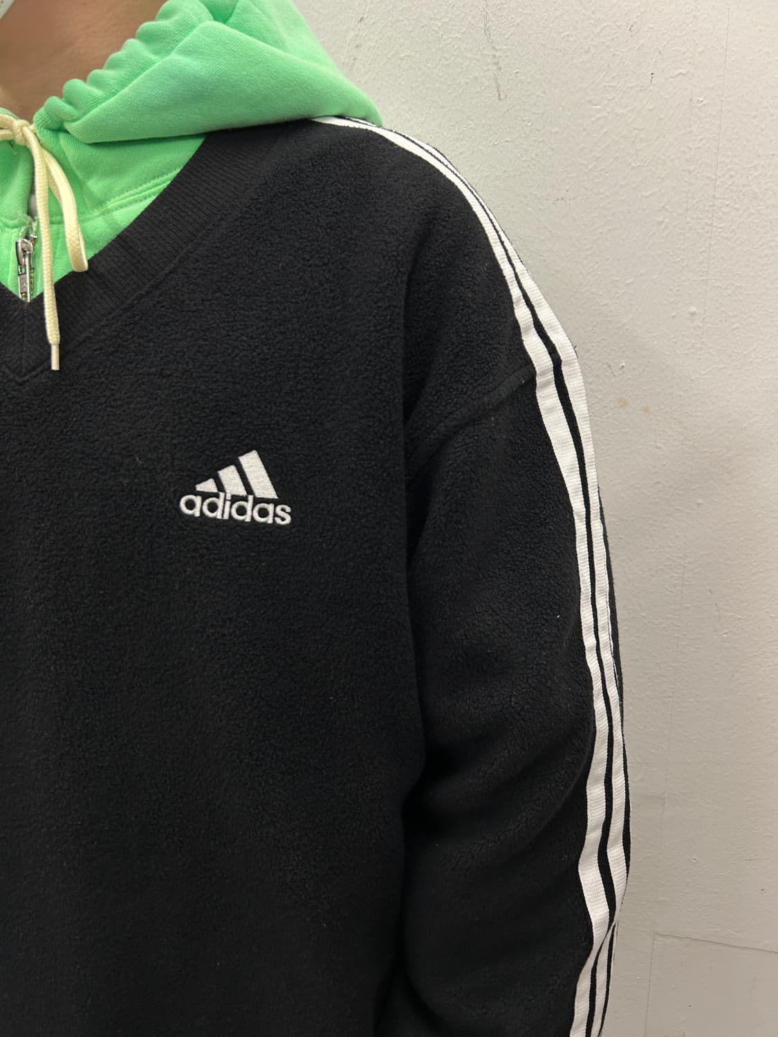 90s 아디다스 플리스 브이넥 풀오버 상품이미지4