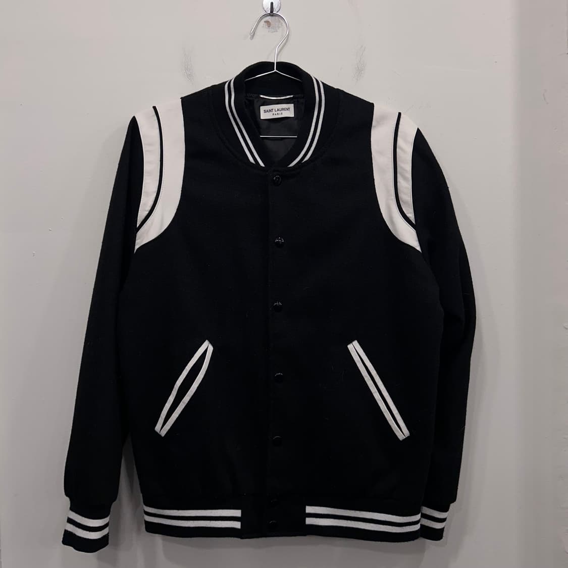 생로랑 울 배색 버튼 스타디움 자켓 상품이미지2