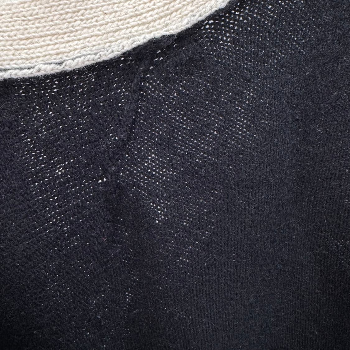 [5사이즈] 톰브라운 사선완장 모헤어 스티치 가디건 (MKC367B) 상품이미지8