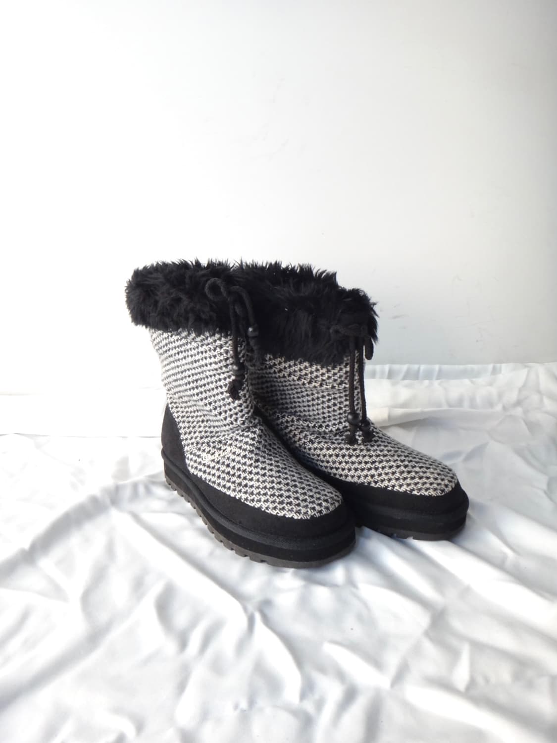 SKECHERS hound pattern winter boots  상품이미지1