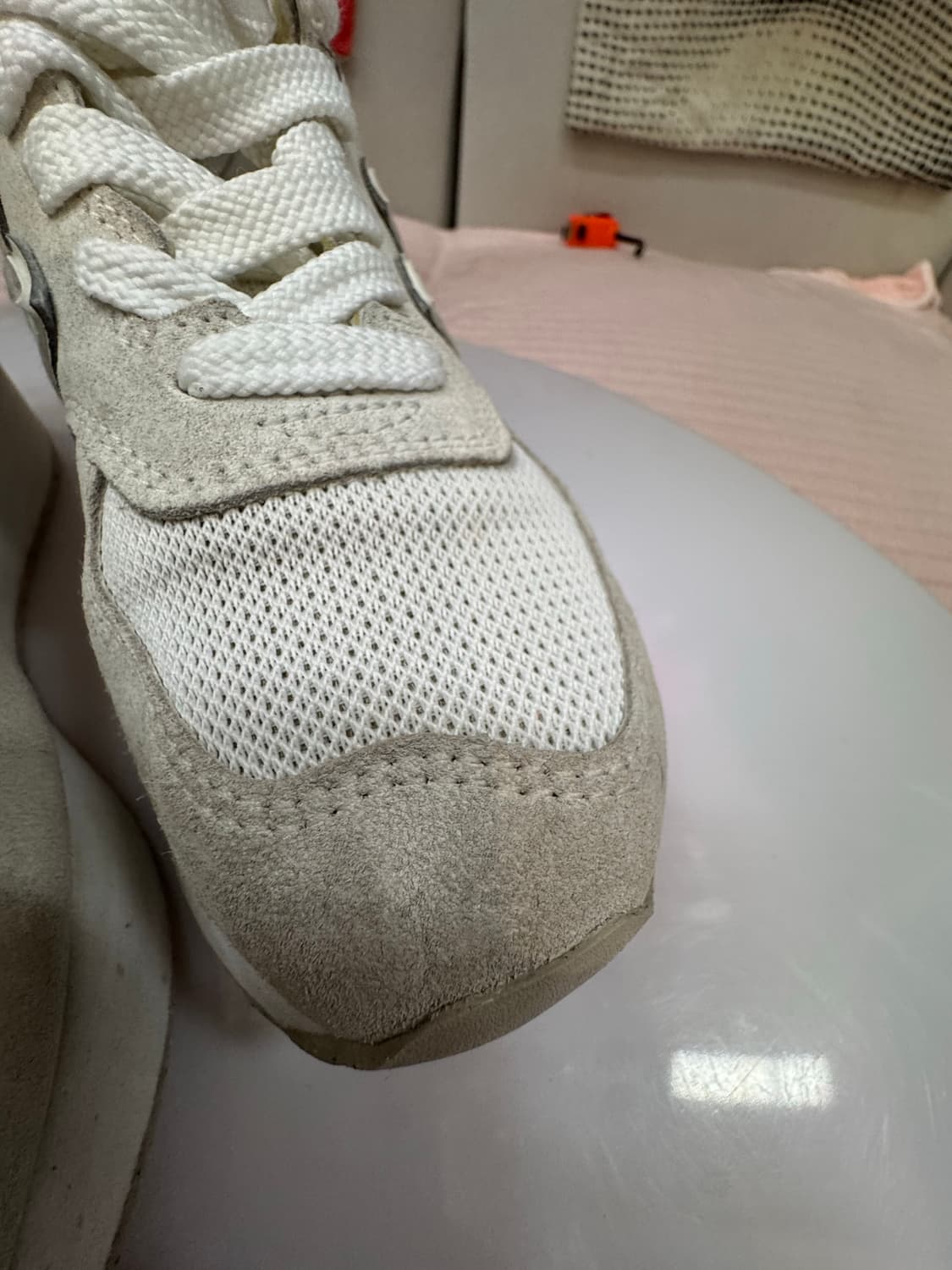 New Balance 574 클래식 스웨이드 스니커즈 상품이미지5