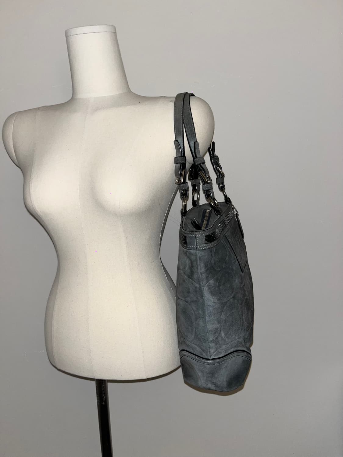 📦Coach gray suede shoulder bag 상품이미지7