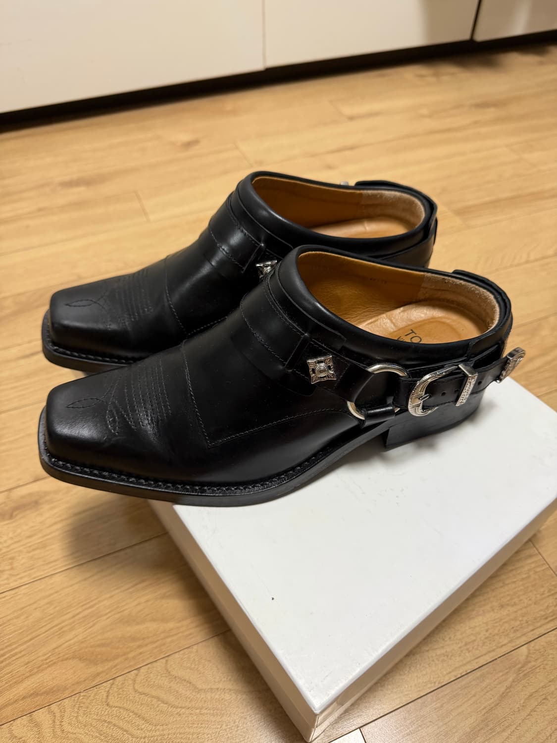 토가 비릴리스 웨스턴 뮬 42 상품이미지1