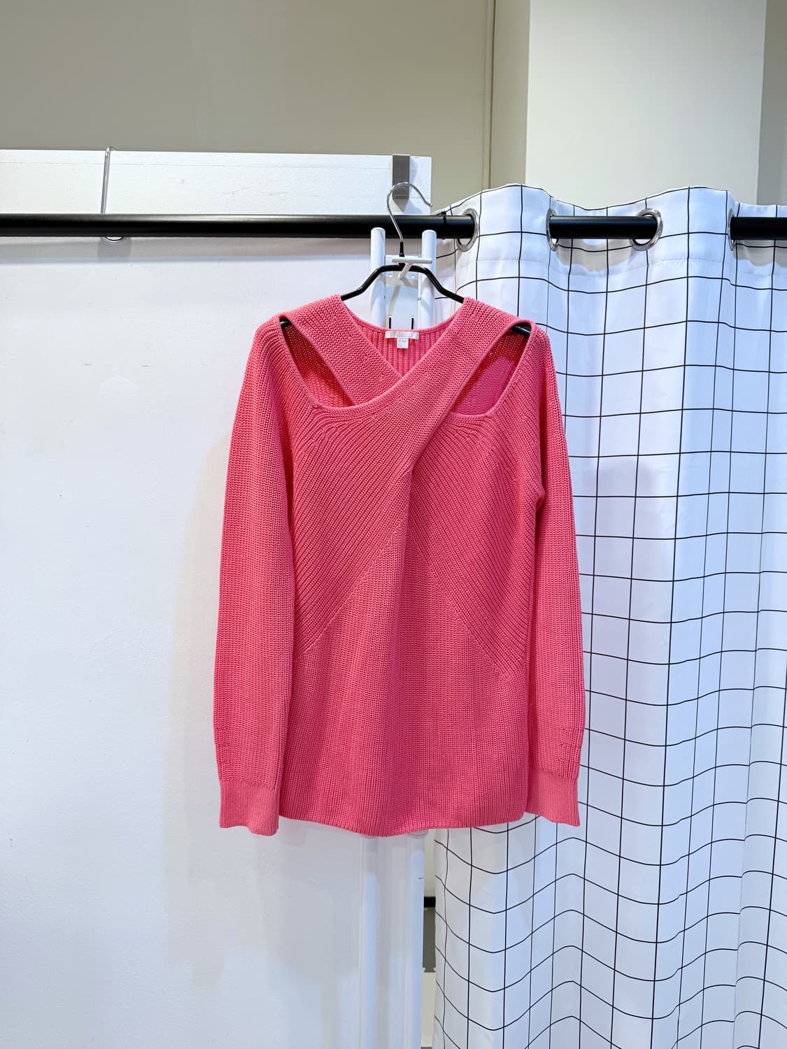 COS 엑스 꼬임 니트 상품이미지1