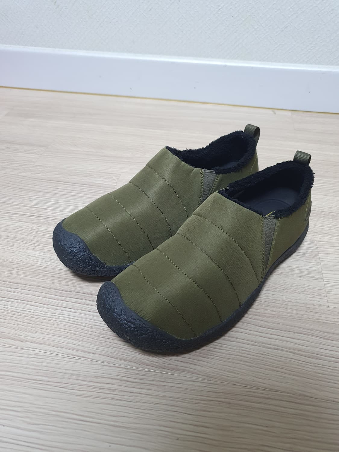 킨 하우저 패딩슈즈 260 상품이미지5