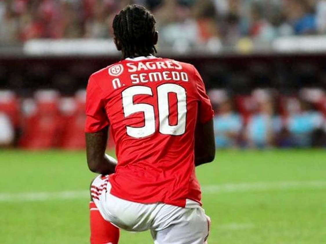 벤피카 17-18 시즌 넬송 세메두 유니폼 상품이미지3