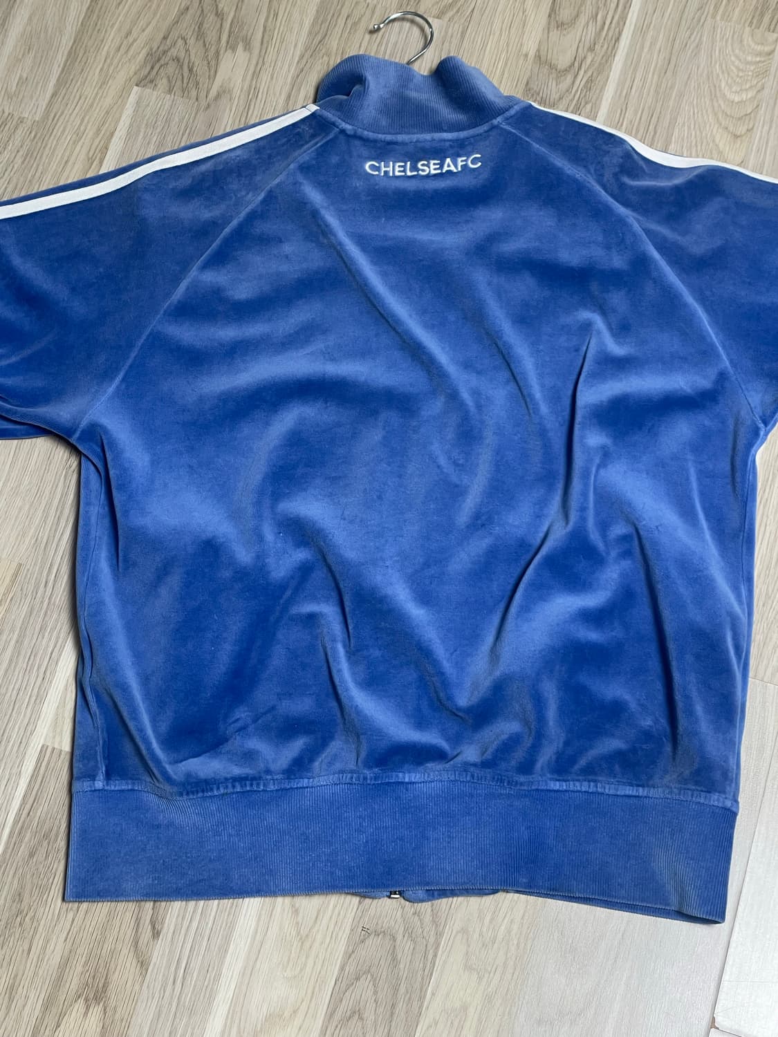 Adidas 첼시 벨루어 트랙탑 상품이미지2