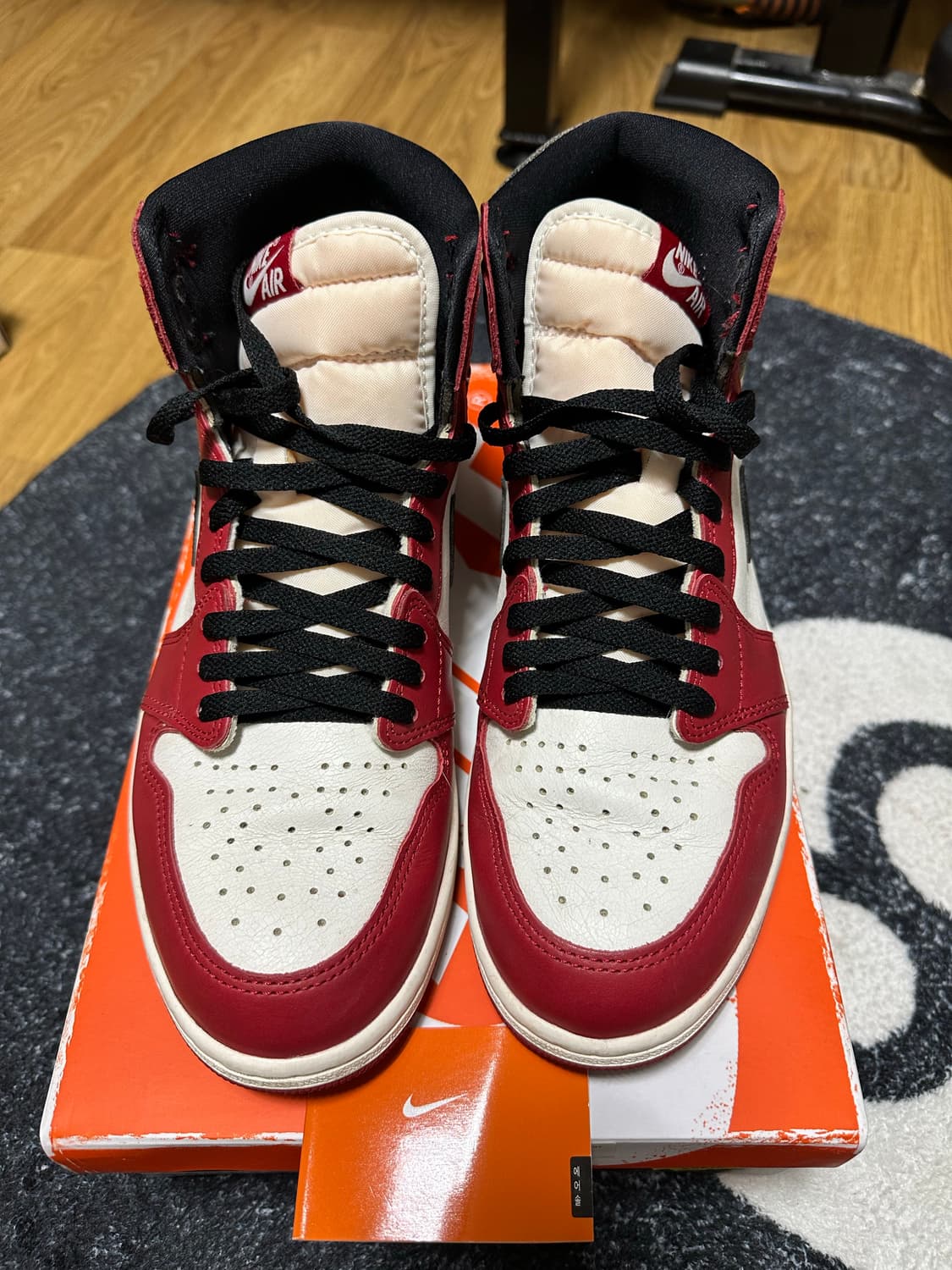 조던 1 레트로 하이 OG 시카고 2022 285 상품이미지1