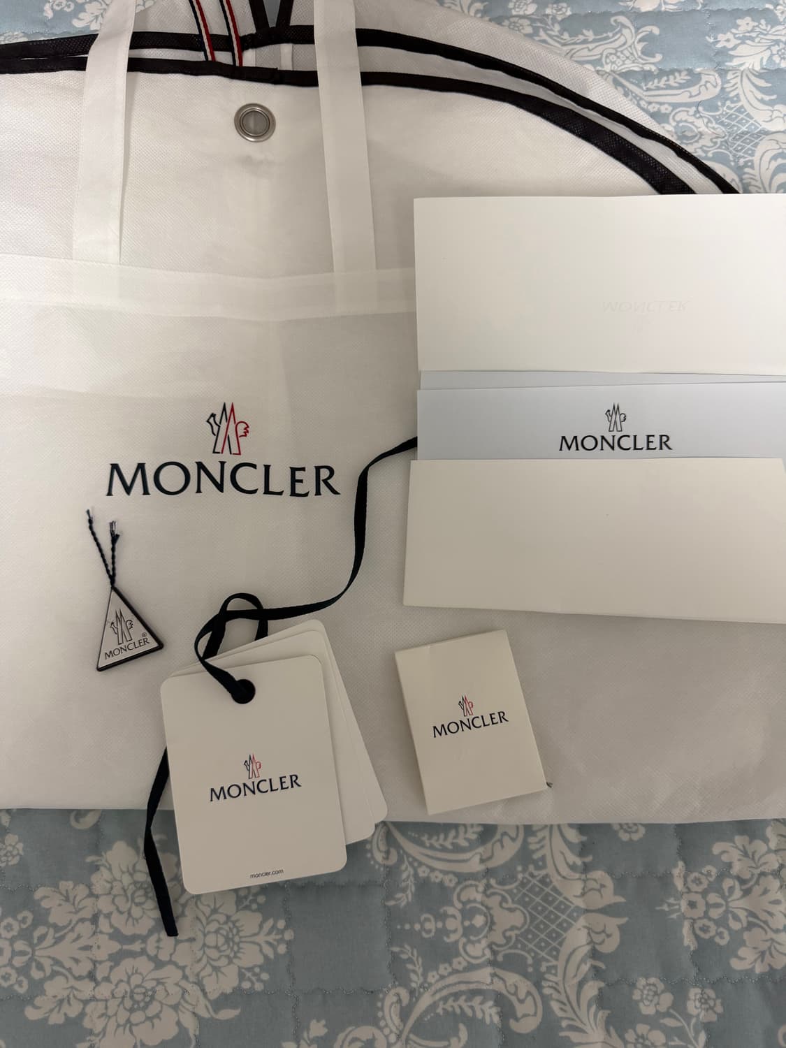 23FW 몽클레어 마야프 3사이즈 S급 상품이미지2