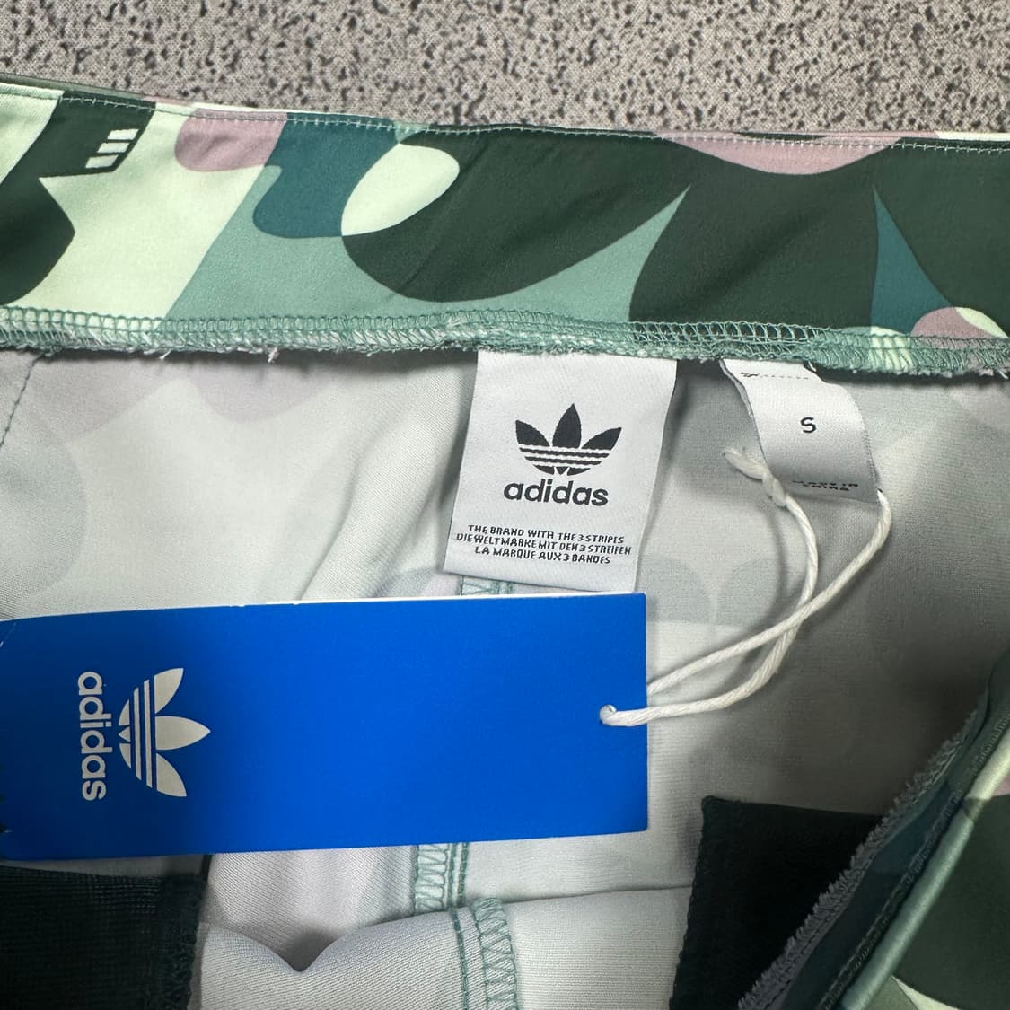 ✨ (새상품) 아디다스 x 해티스튜어트 컨템포러리 BB 트랙 팬츠  상품이미지3