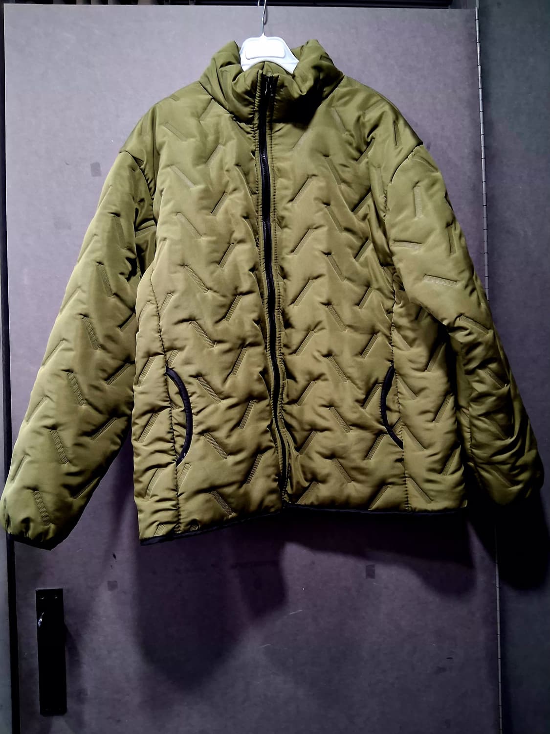 남 카키 퀼팅 자켓 안감 솜털 새상품 상품이미지1