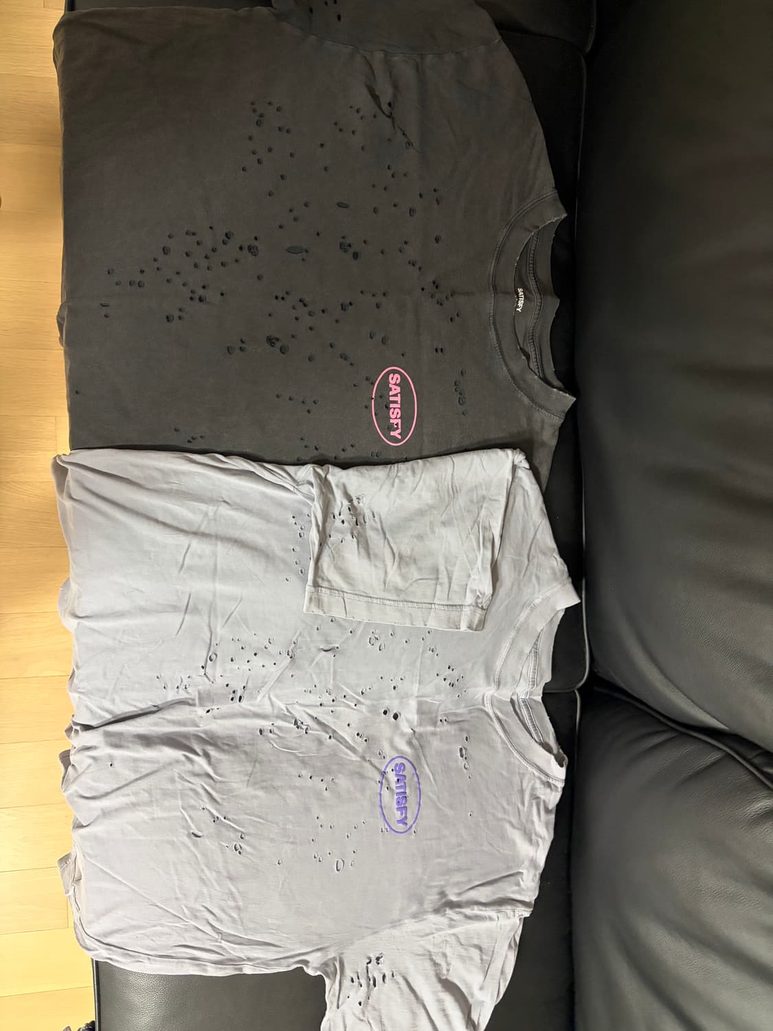 새티스파이 반팔 초판 3사이즈 2개  L사이즈 1개 상품이미지1