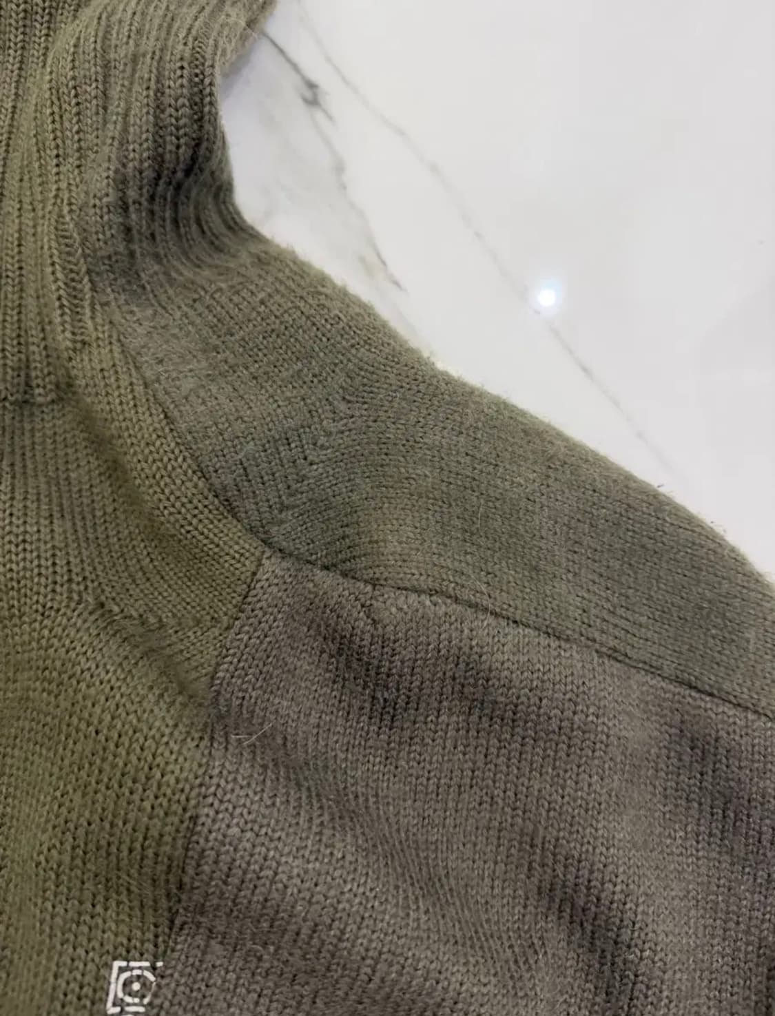 [L] 발렌시아가 업사이클링 삭스 스웨터 상품이미지9