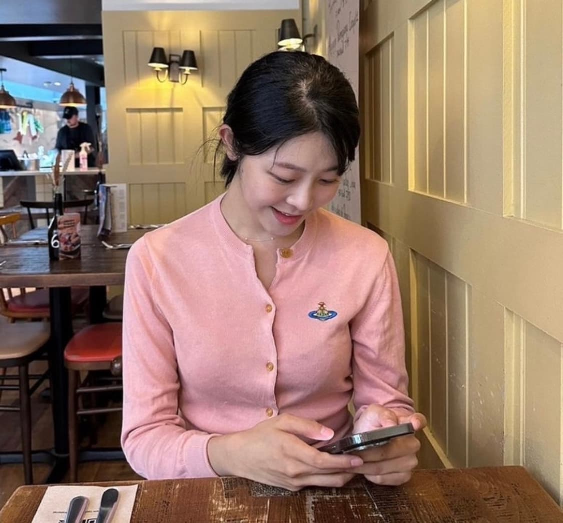 비비안웨스트우드 골드라벨 핑크 가디건 상품이미지9