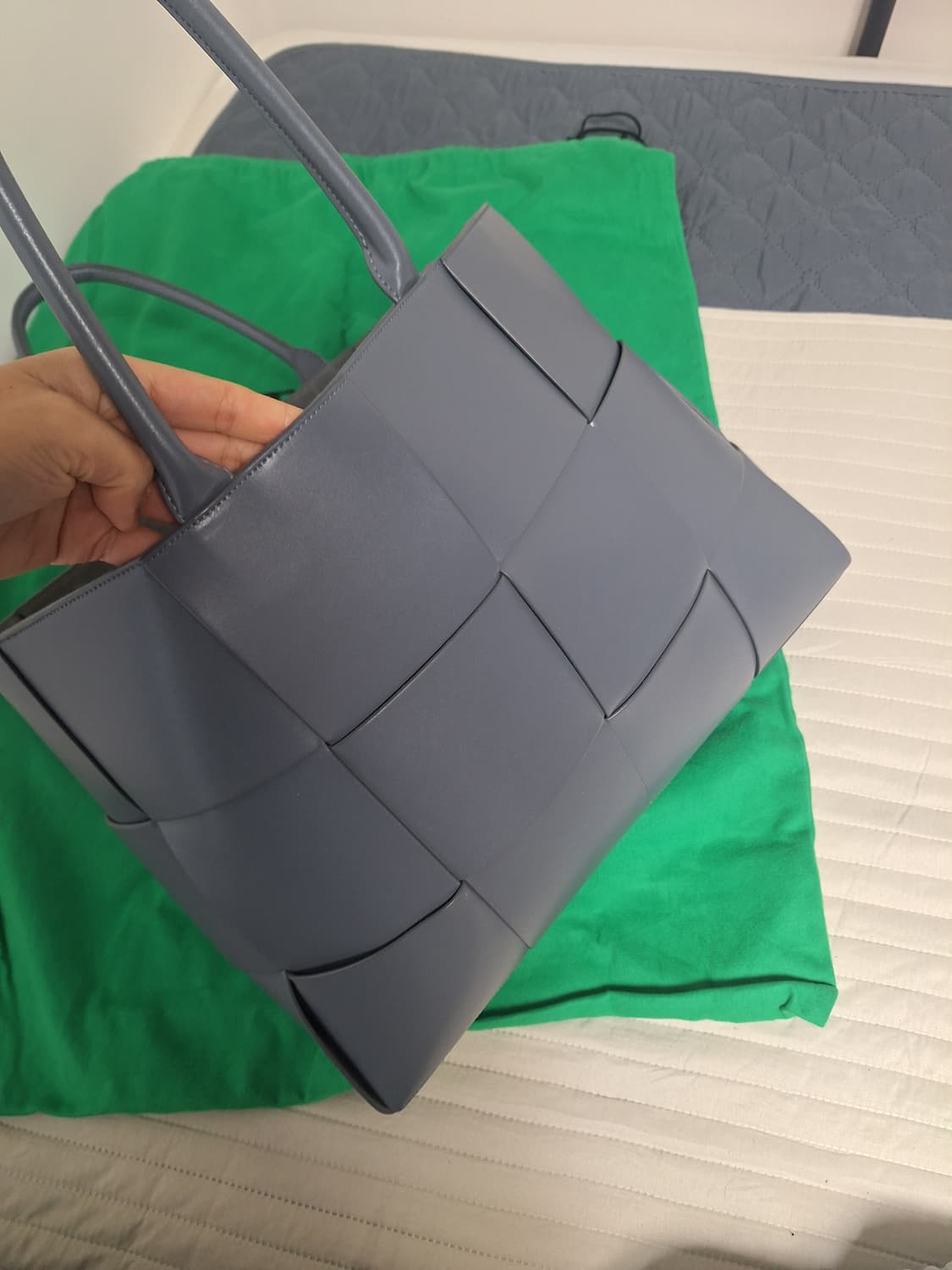 (A급) 보테가베네타 아르코 인트레치아토 토트백 라지 상품이미지5