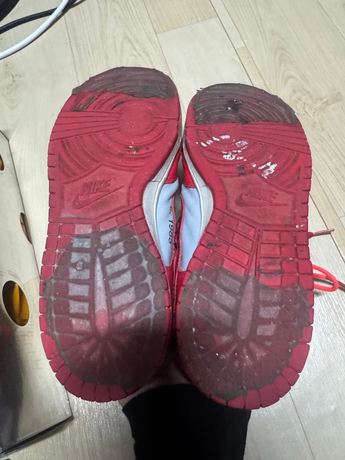 나이키 x 오프화이트 덩크 로우 유니버시티 레드 280 상품이미지4