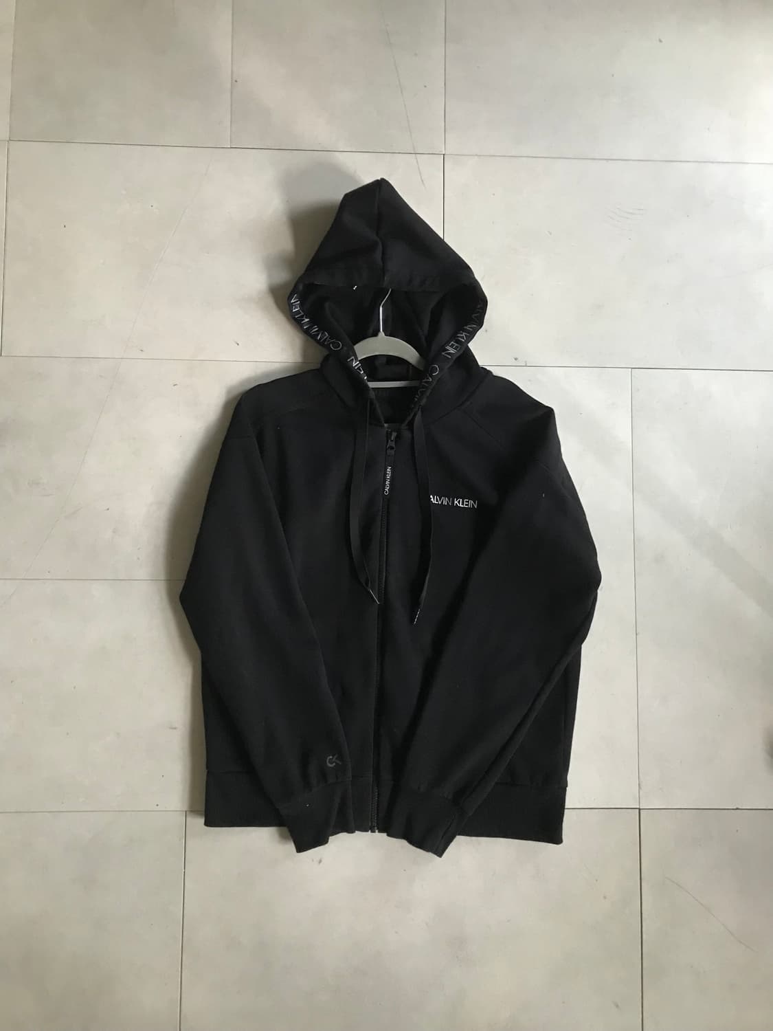 켈빈클라인 블랙 후드집업 상품이미지6