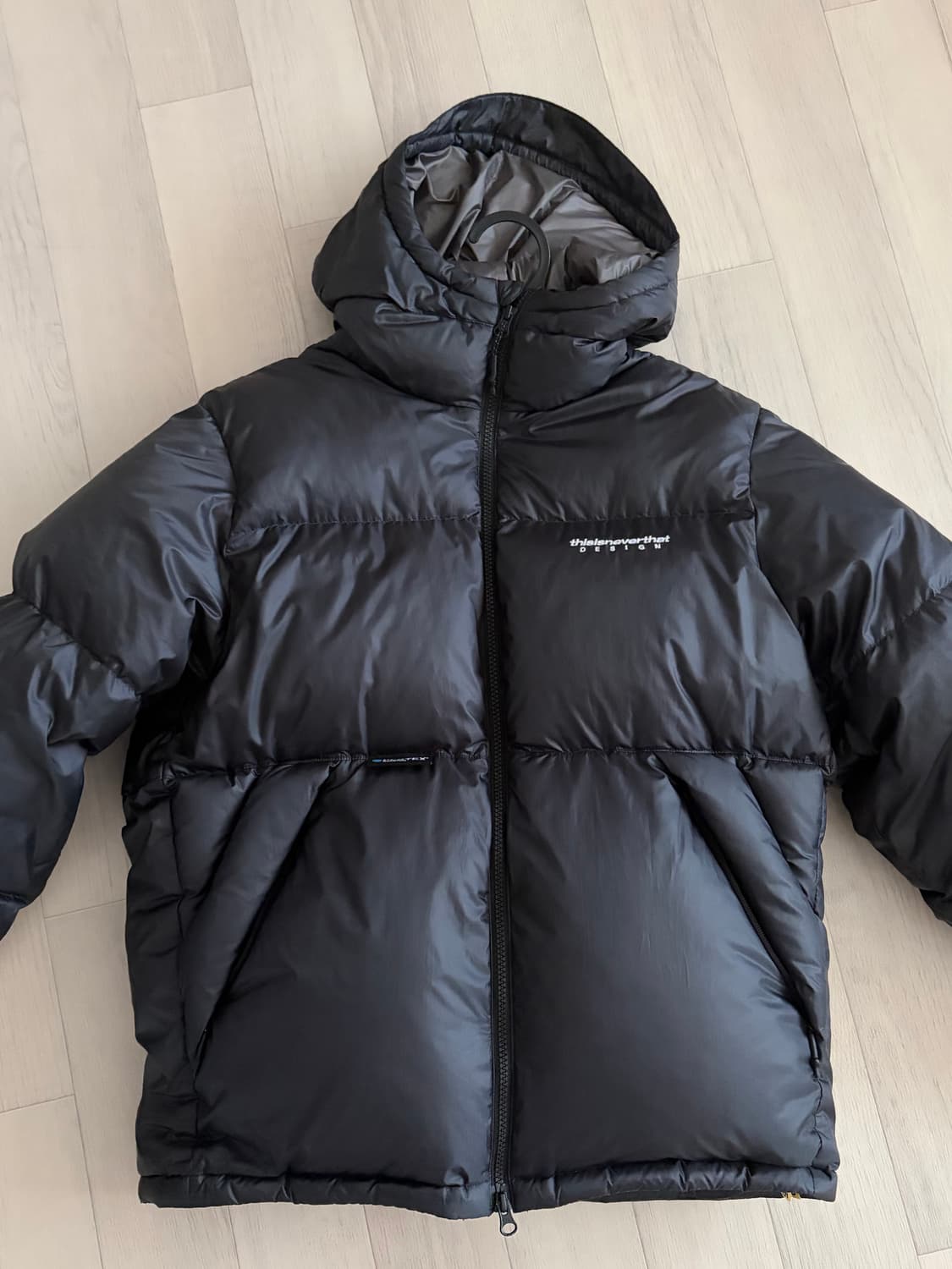 디스이즈네버댓 퍼텍스 블랙 패딩 S 상품이미지1