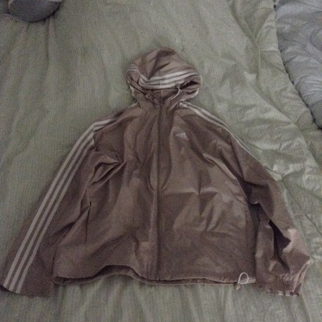 Adidas beige windbreaker 상품이미지1