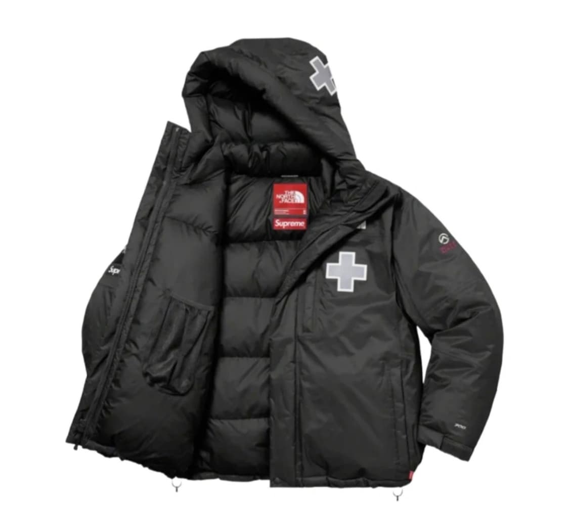 노스페이스 슈프림 콜라보 한정판 패딩 상품이미지2