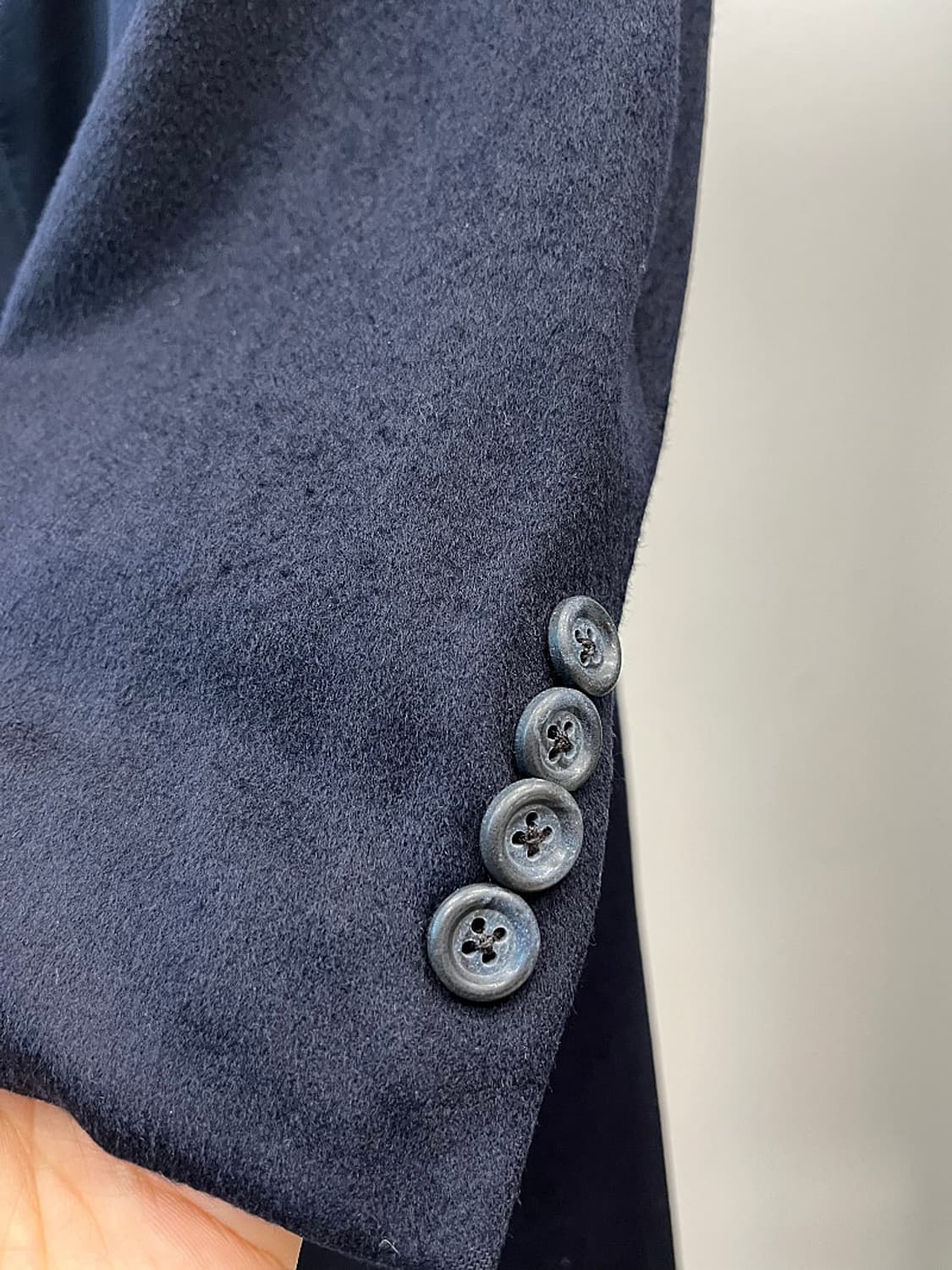 105) 꼬르넬리아니 이태리 캐시미어 코트  상품이미지4