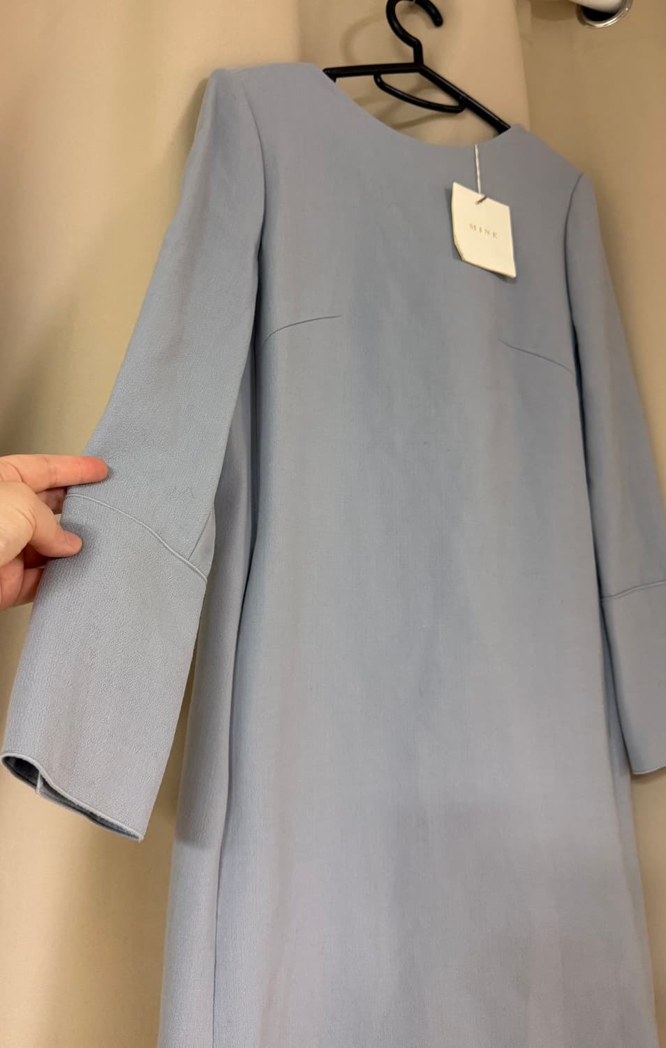 MINE(마인) 하늘색 플리츠 원피스 상품이미지2