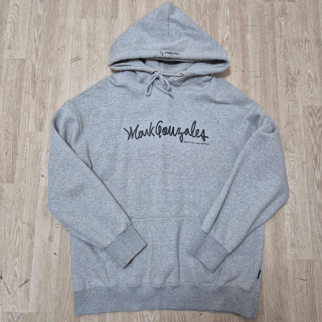 마크곤잘레스 왓잇이즌 오리지널 빅레터링 기모 후드티 상품이미지1
