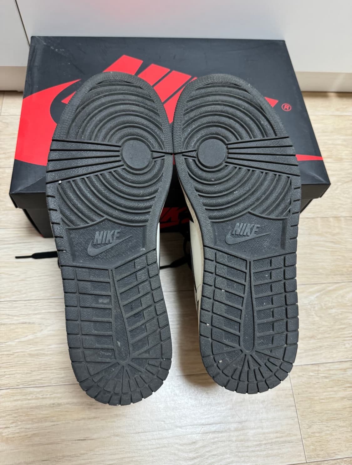 [ 급처] 조던 1 모카 280 상품이미지3