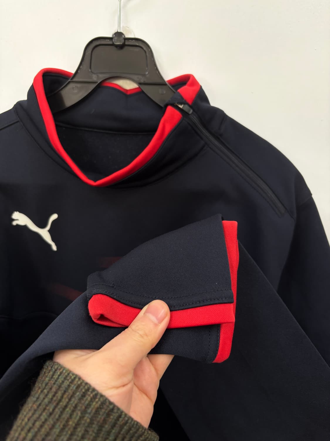 퓨마 기모 긴팔티 상품이미지4