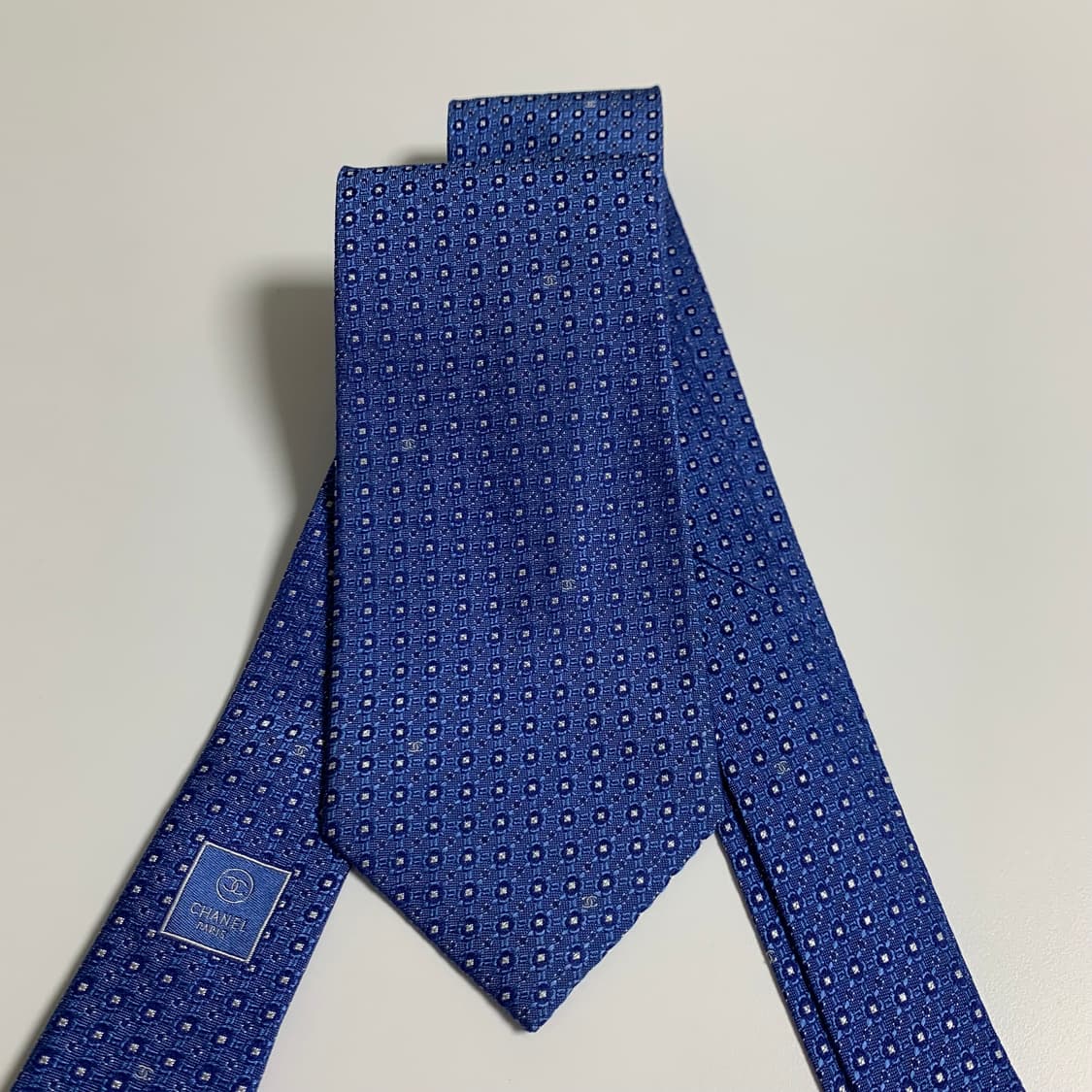 샤넬(CHANEL) 블루 패턴 실크 명품넥타이 최상급 A+ 8.5cm 상품이미지10