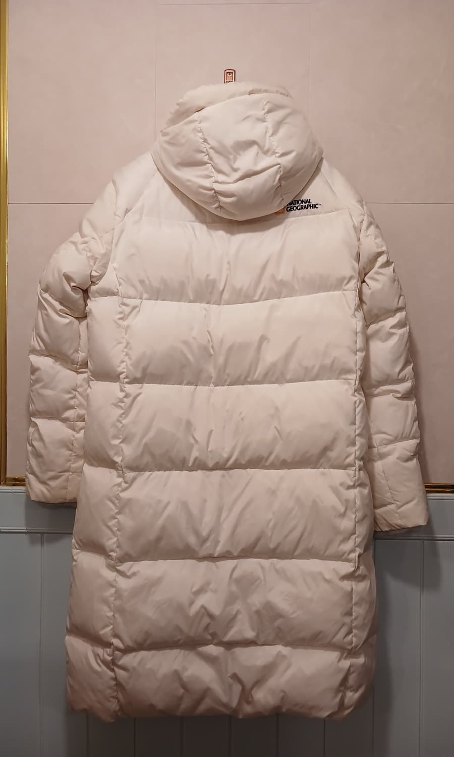 내셔널지오그래픽 정품 여성 롱패딩 M 사이즈 (남성 입으셔도됨) 상품이미지10