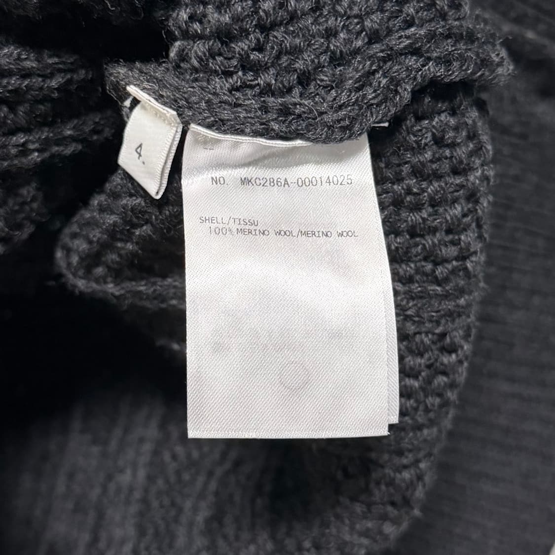 [S+급/4] 톰브라운 사선완장 아란 케이블 가디건 다크그레이 상품이미지6