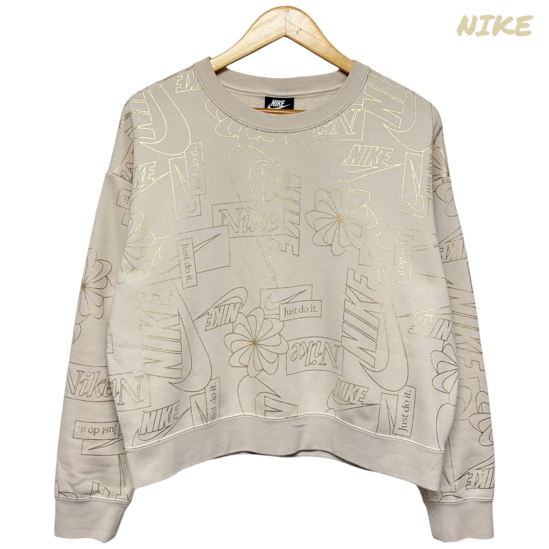 3819 나이키 로고 크롭 맨투맨 상품이미지1