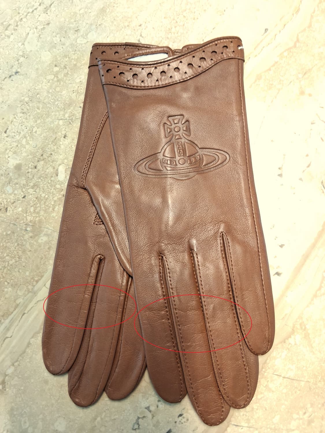 비비안 웨스트우드 빅orb 로고 양가죽 장갑 브라운(새상품) 상품이미지8