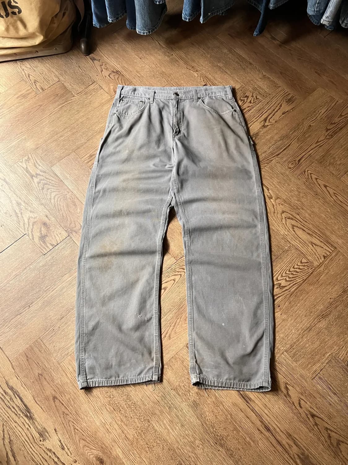 [35]칼하트 USA 그레이 라이트캔버스 싱글니 워크팬츠 상품이미지1