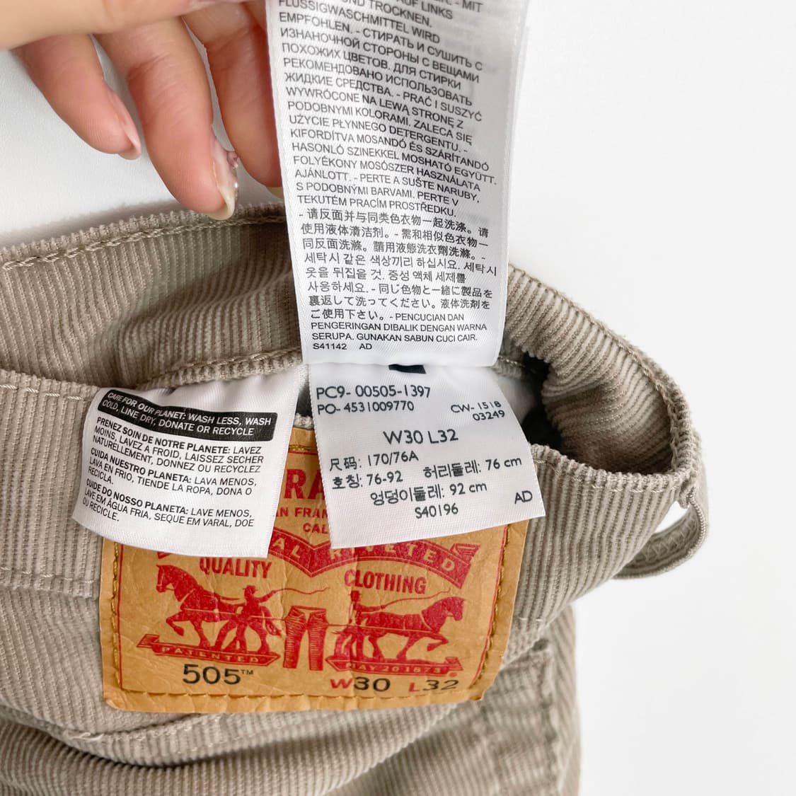 F2 리바이스 505 베이지 코듀로이 팬츠 33사이즈 상품이미지5