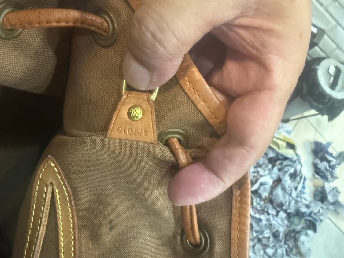 정품 루이비통 몽수리 백팩 팝니다 상품이미지8