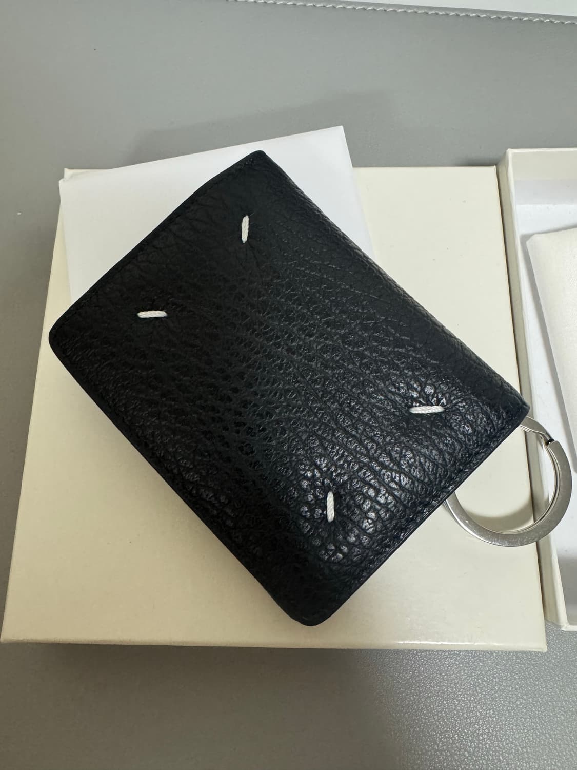 메종 마르지엘라 블랙 키링 카드지갑 팔아요 상품이미지1