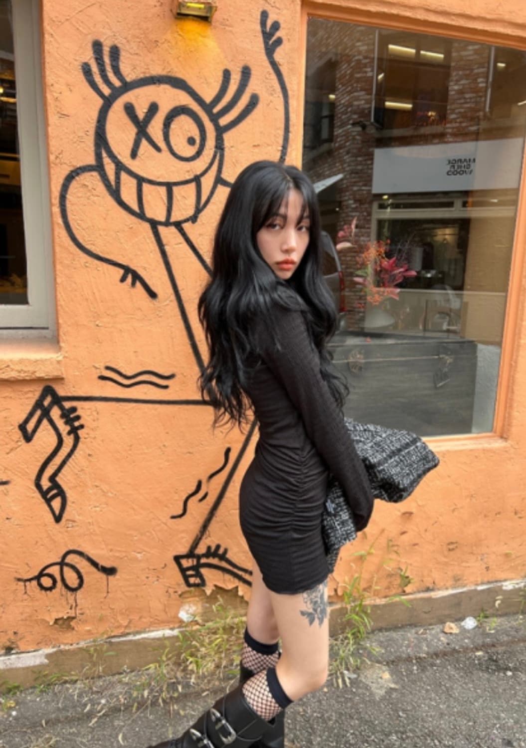 더미스테리어스호텔 언발란스 셔링 원피스 상품이미지1