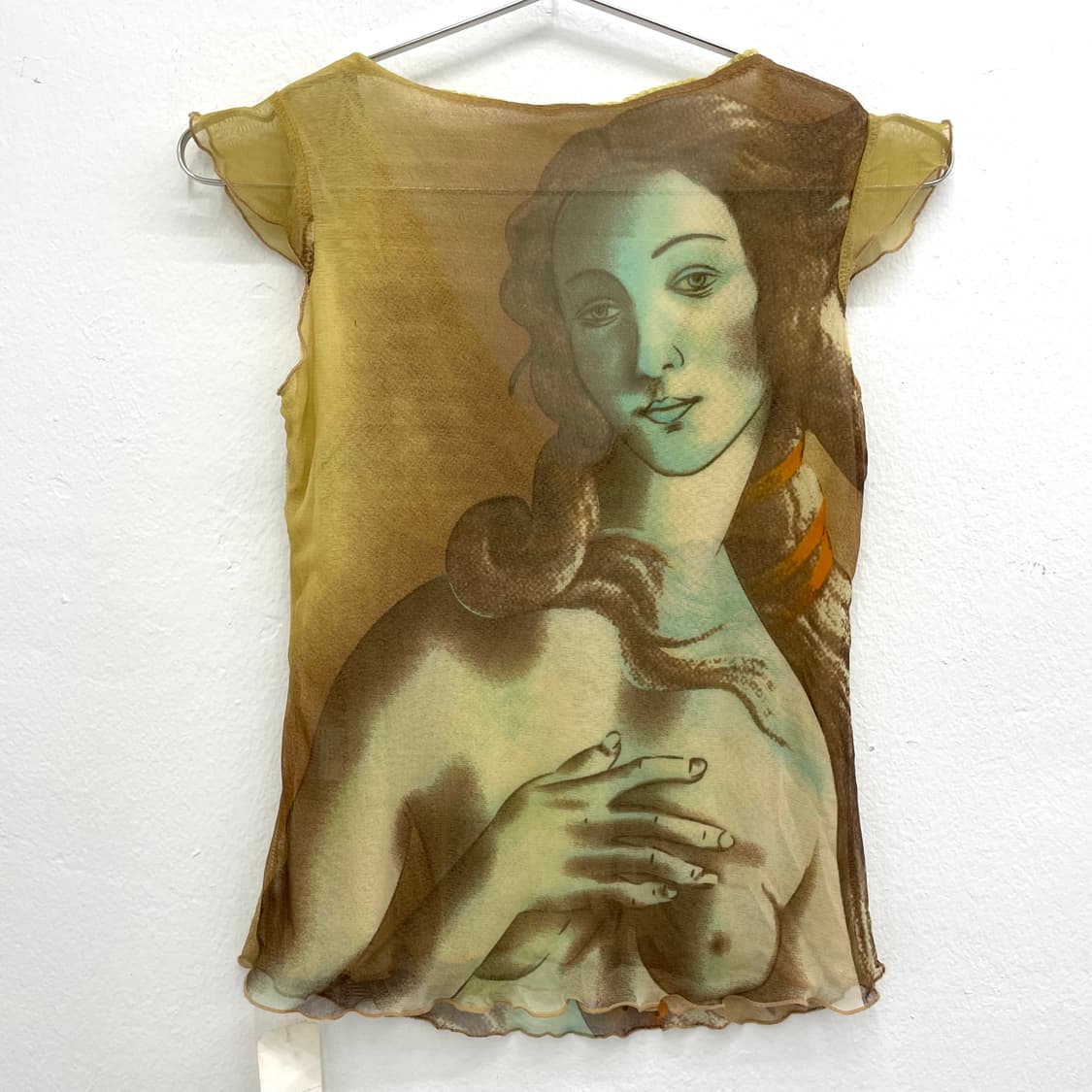 Ruffle trim face print mesh top 상품이미지2