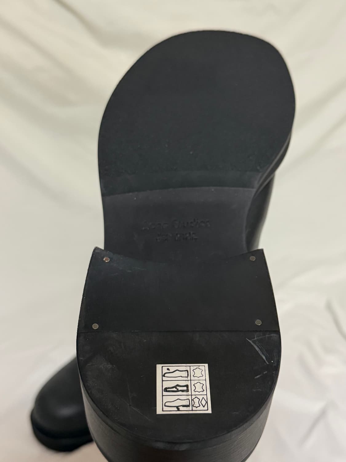 아크네 스튜디오 레더 왁스 부츠 상품이미지6