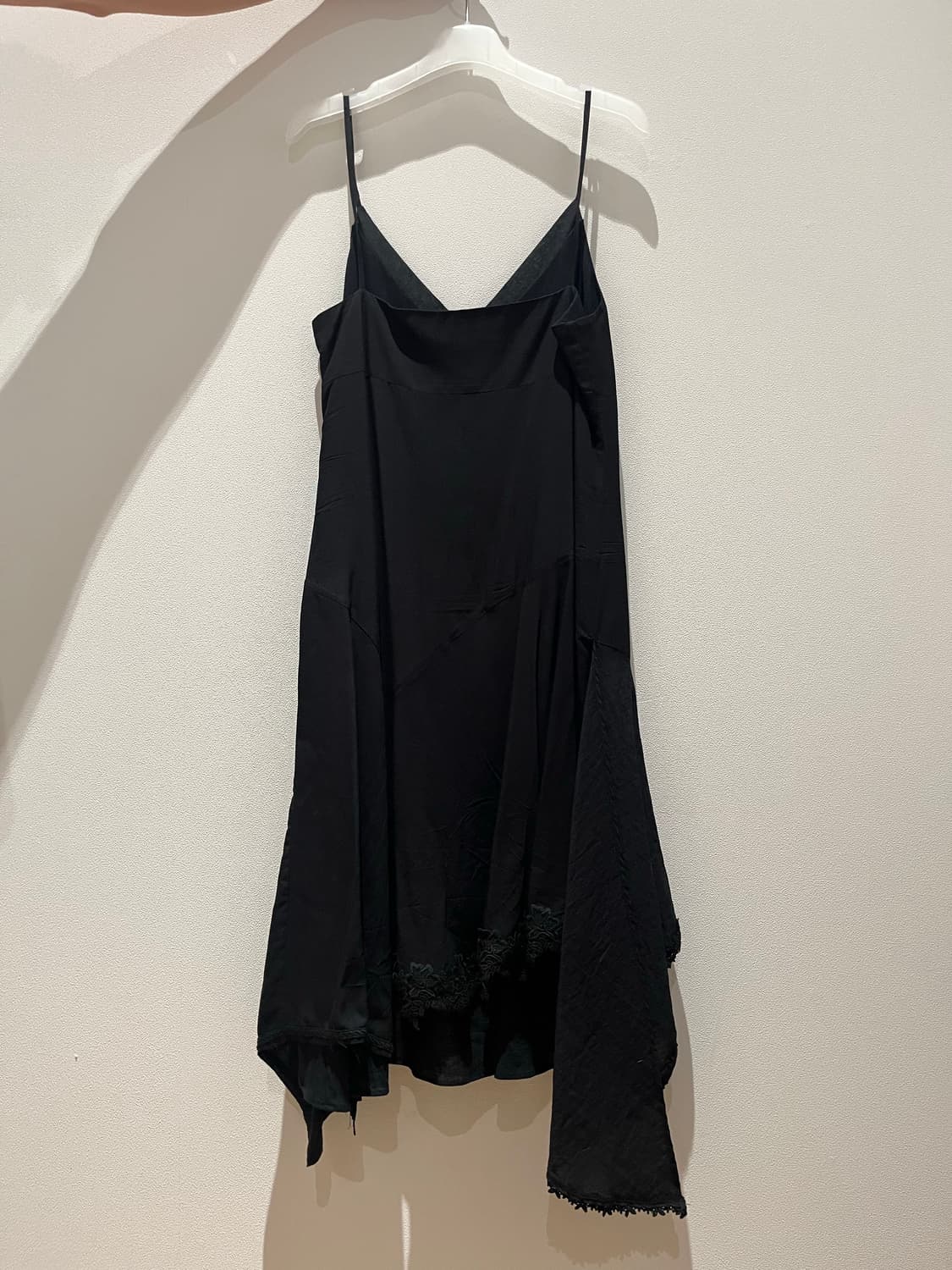 *새상품 VERSO 에쉬메트릭 레이스 원피스 블랙 상품이미지2