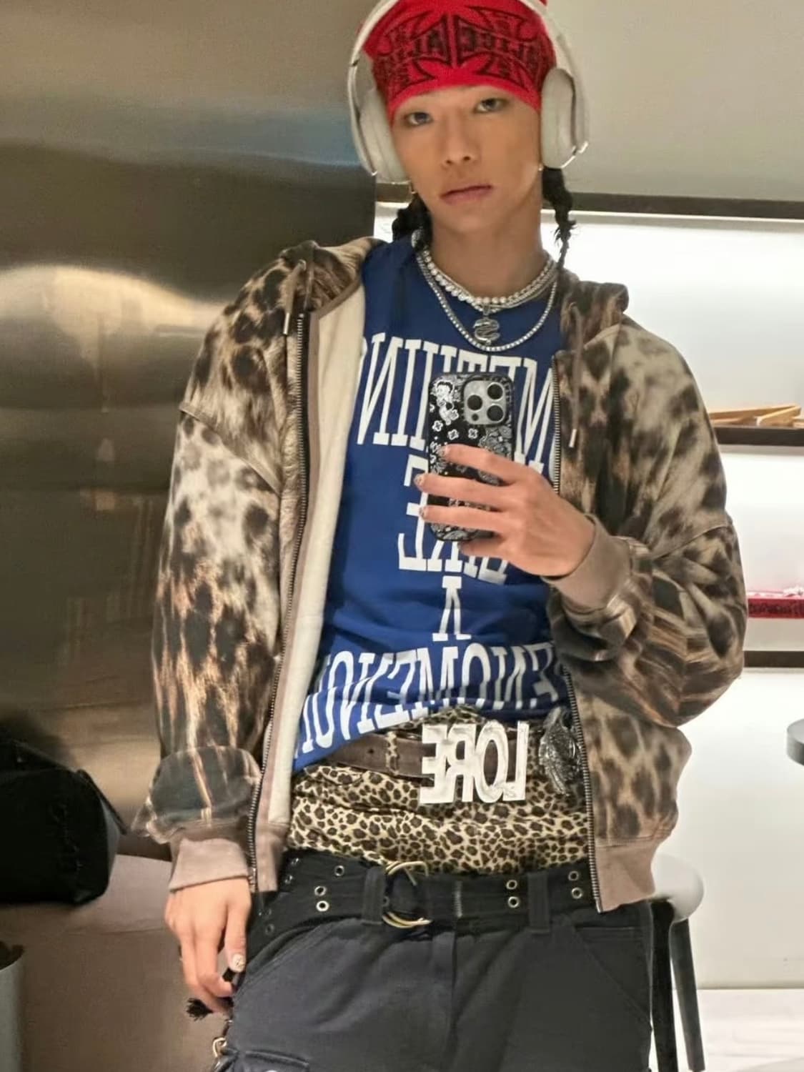 모와로라 x 수비 치타 후드집업 상품이미지2