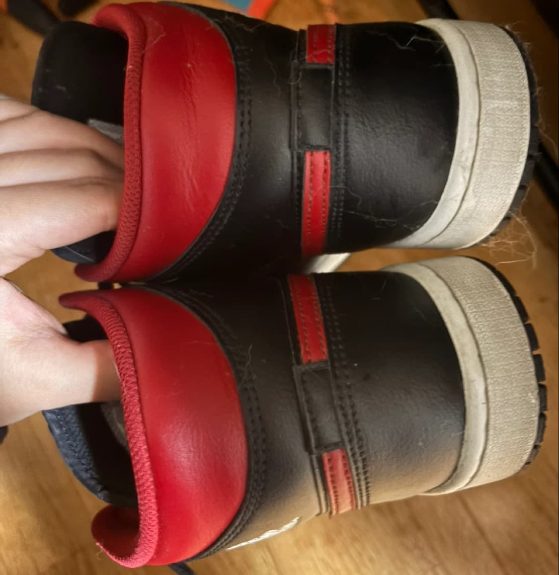 나이키에어조던 1미드 블랙/레드 슬램덩크 강백호 새상품 상품이미지4