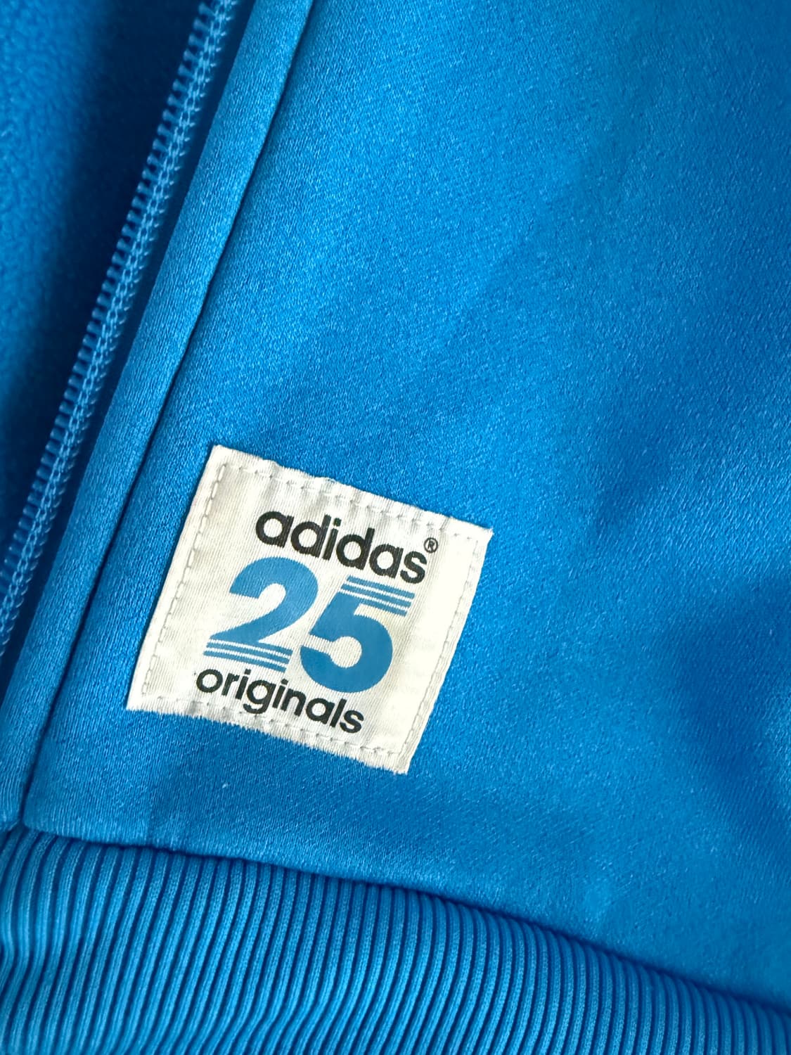 아디다스 니고베어 후드져지 상품이미지3